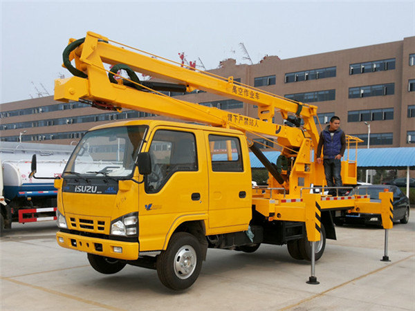 國(guó)五慶鈴五十鈴雙排座高空作業(yè)車