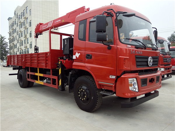 東風單橋三一7噸隨車吊 東風單橋三一7噸隨車吊