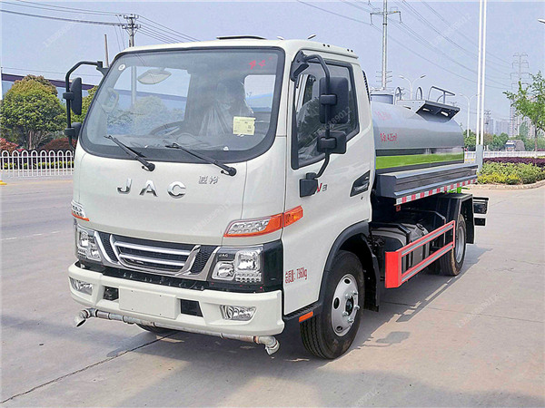 江淮駿鈴5噸灑水車