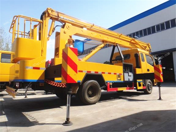 東風多利卡18米高空作業車