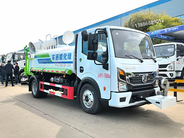 東風專致5噸霧炮車