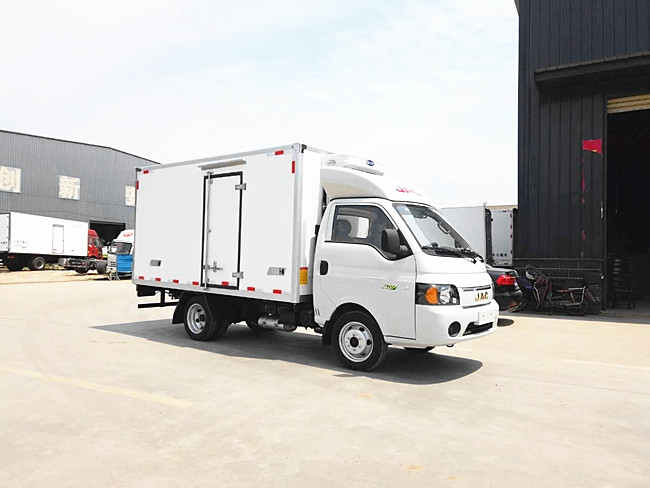 江淮康玲X5冷藏車