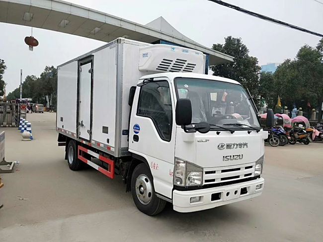 五十鈴國六冷藏車